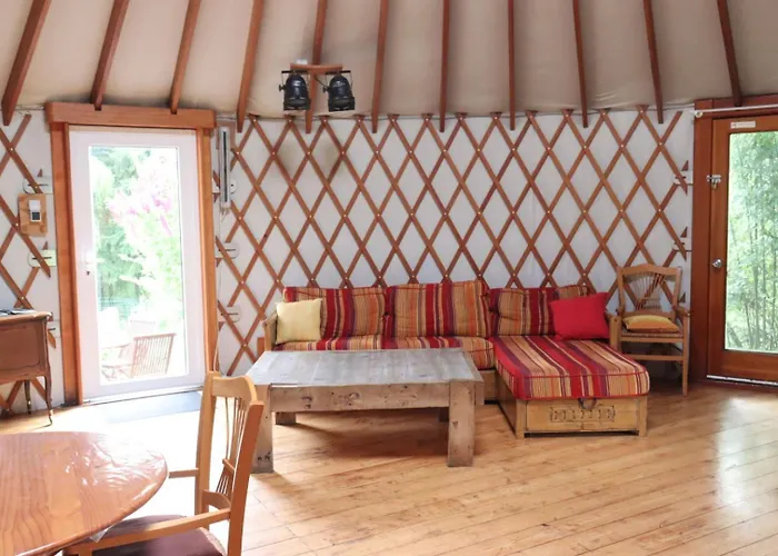 بيت للعطل Les Yourtes Du Perche Coulonges-sur-Sarthe